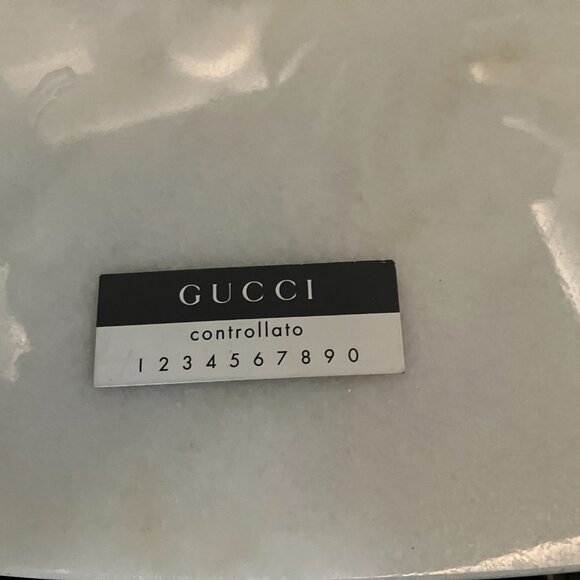 Gucci purse (with authentication card) - Picture 10 of 10